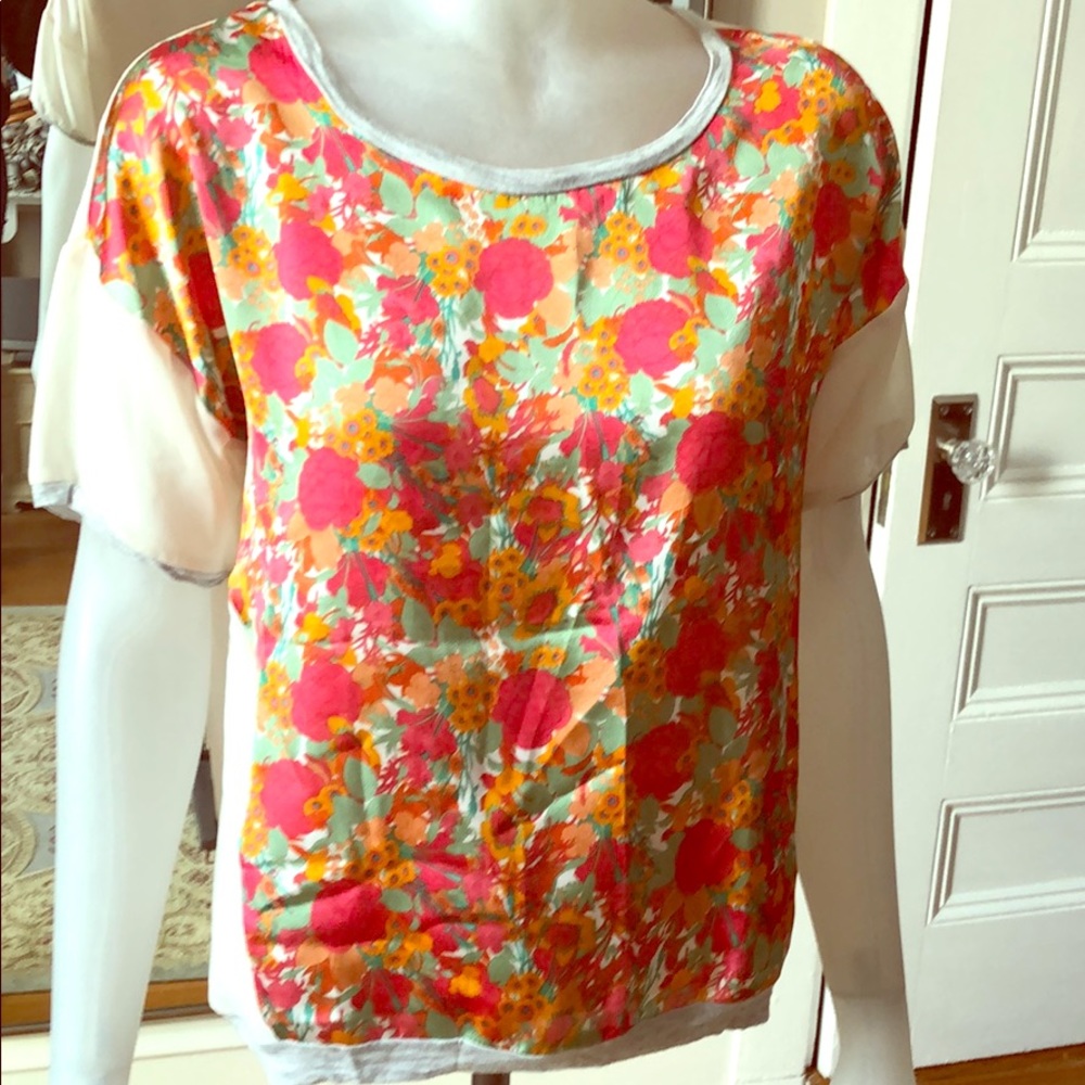 Forever 21 T-shirt